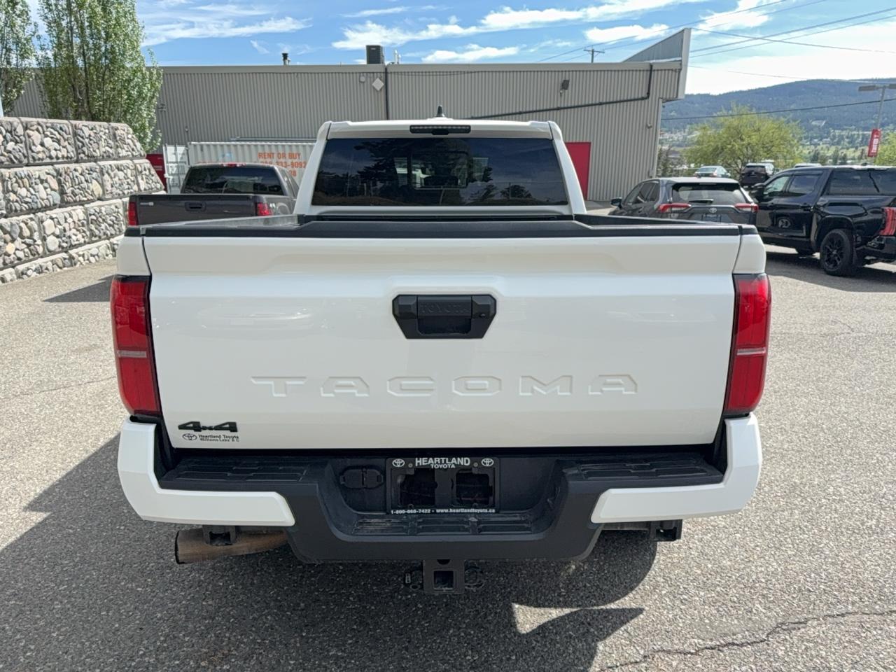 2024 Toyota Tacoma Double Cab AT TRD Sport Photo