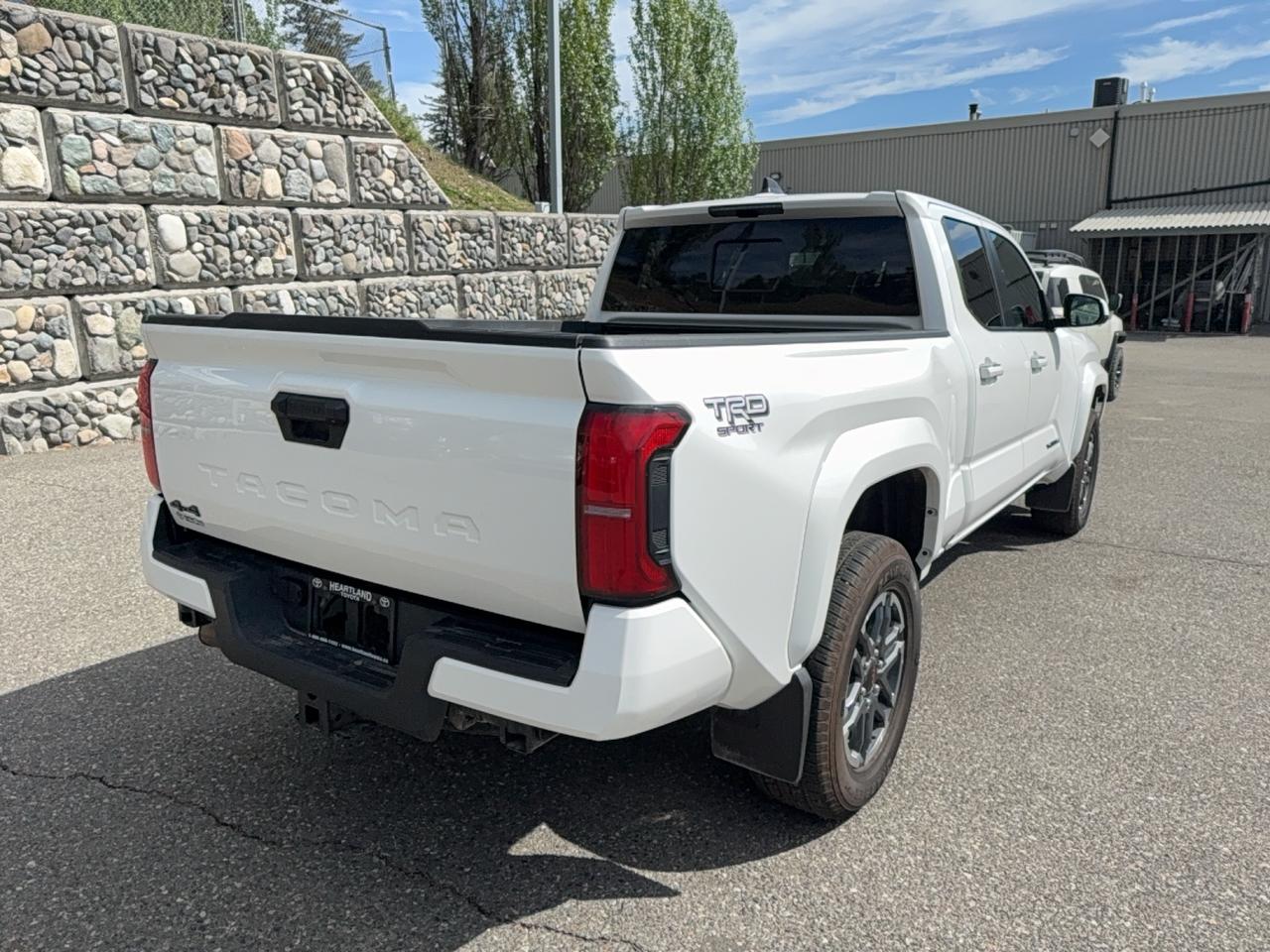 2024 Toyota Tacoma Double Cab AT TRD Sport Photo