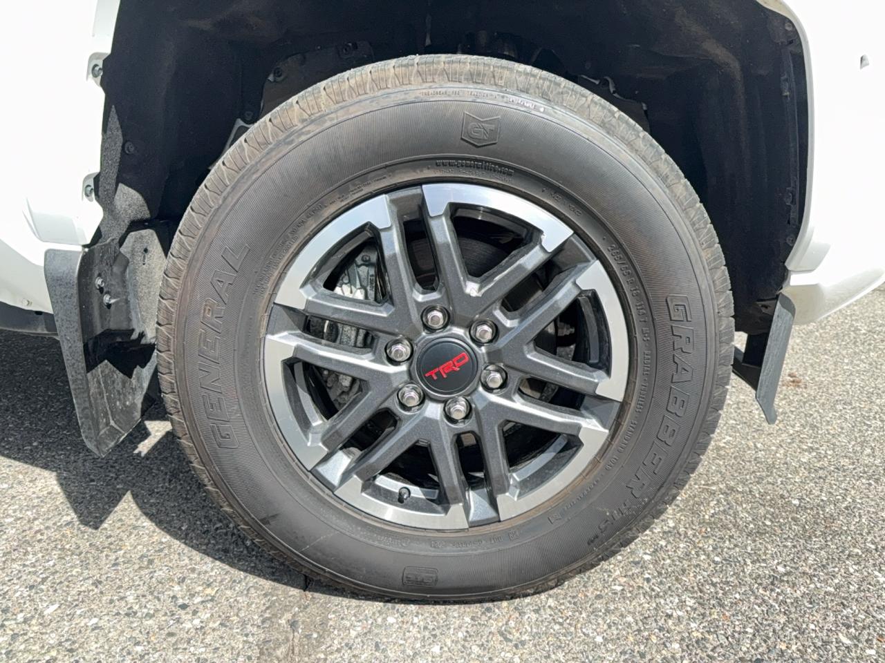 2024 Toyota Tacoma Double Cab AT TRD Sport Photo