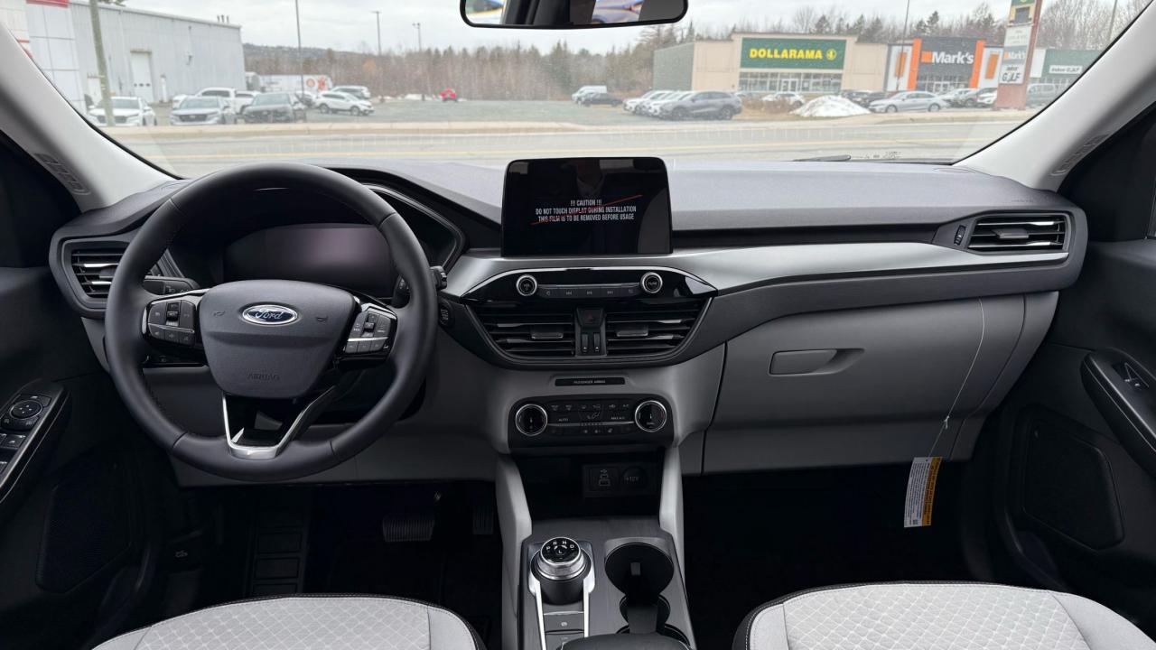 2026 Ford Escape Active® Photo5