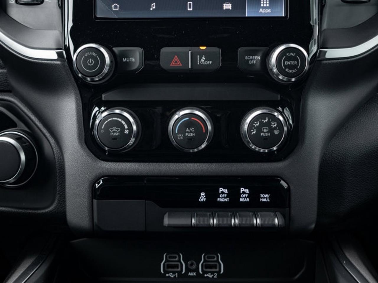 2026 RAM 1500 Express Photo