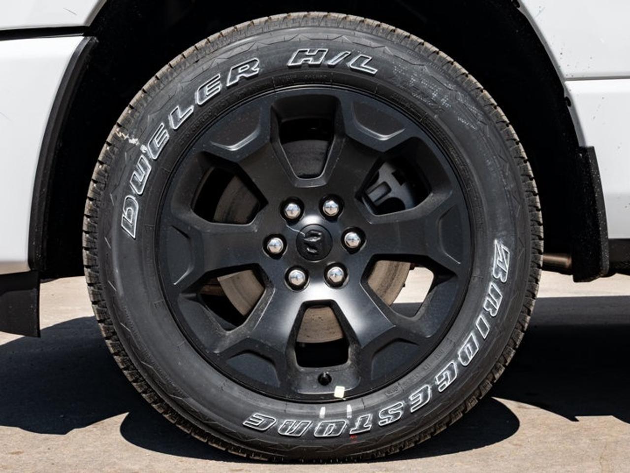 2026 RAM 1500 Express Photo