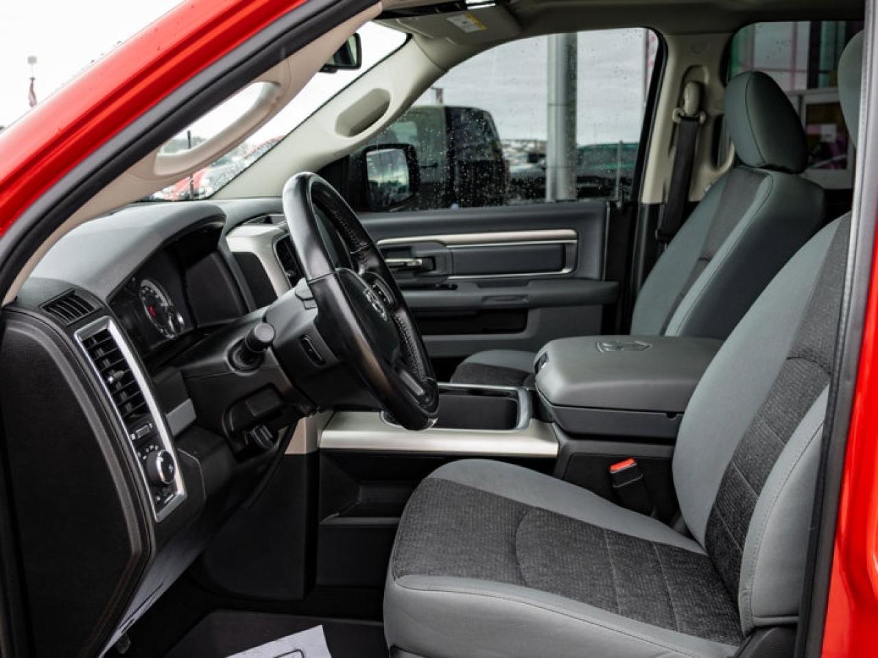 2019 RAM 1500 Classic WARLOCK Photo