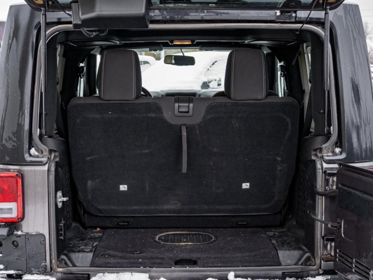 2016 Jeep Wrangler Sahara Photo