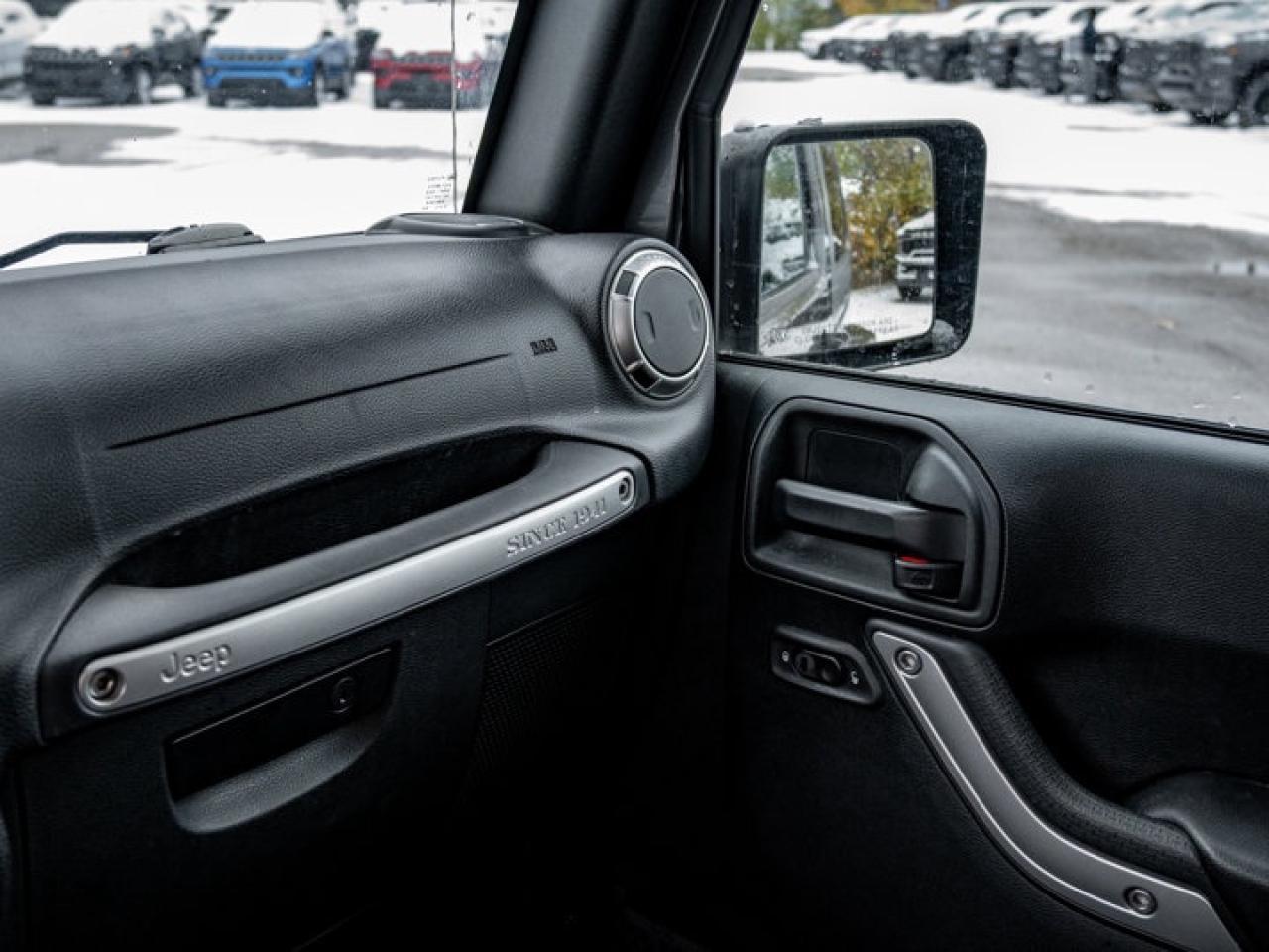 2016 Jeep Wrangler Sahara Photo