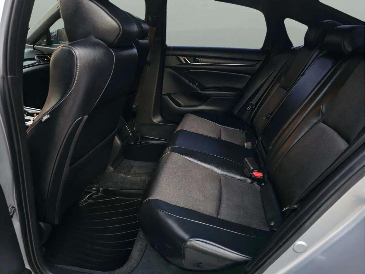 2018 Honda Accord Sport CVT - Photo #18