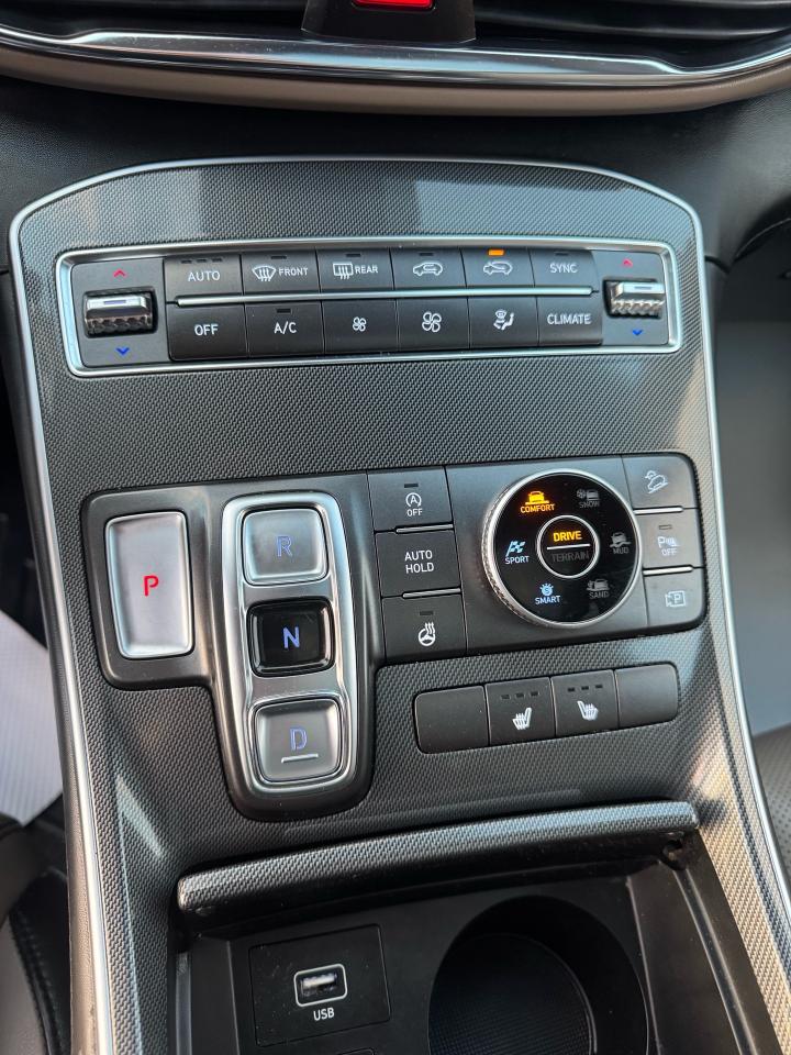 2021 Hyundai Santa Fe Preferred AWD w/Trend Package - Photo #16