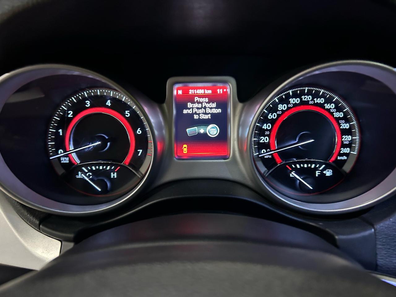 2015 Dodge Journey R/T Rallye - Photo #10