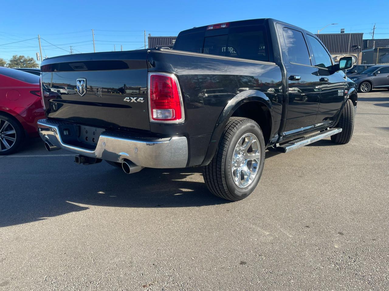 2015 RAM 1500 4WD Crew Cab 140.5" Laramie NAVIGATION LEATHER - Photo #12