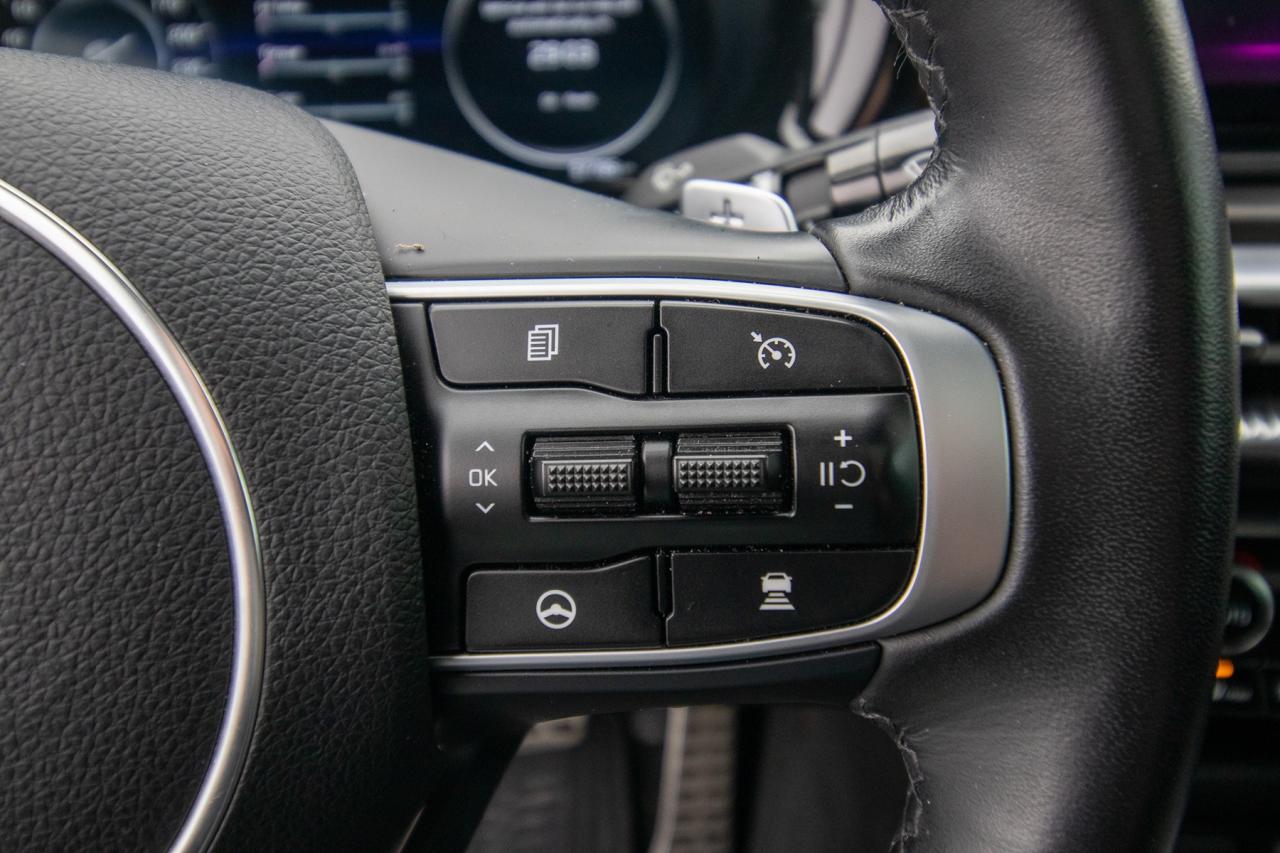 2023 Kia K5 GT Photo5