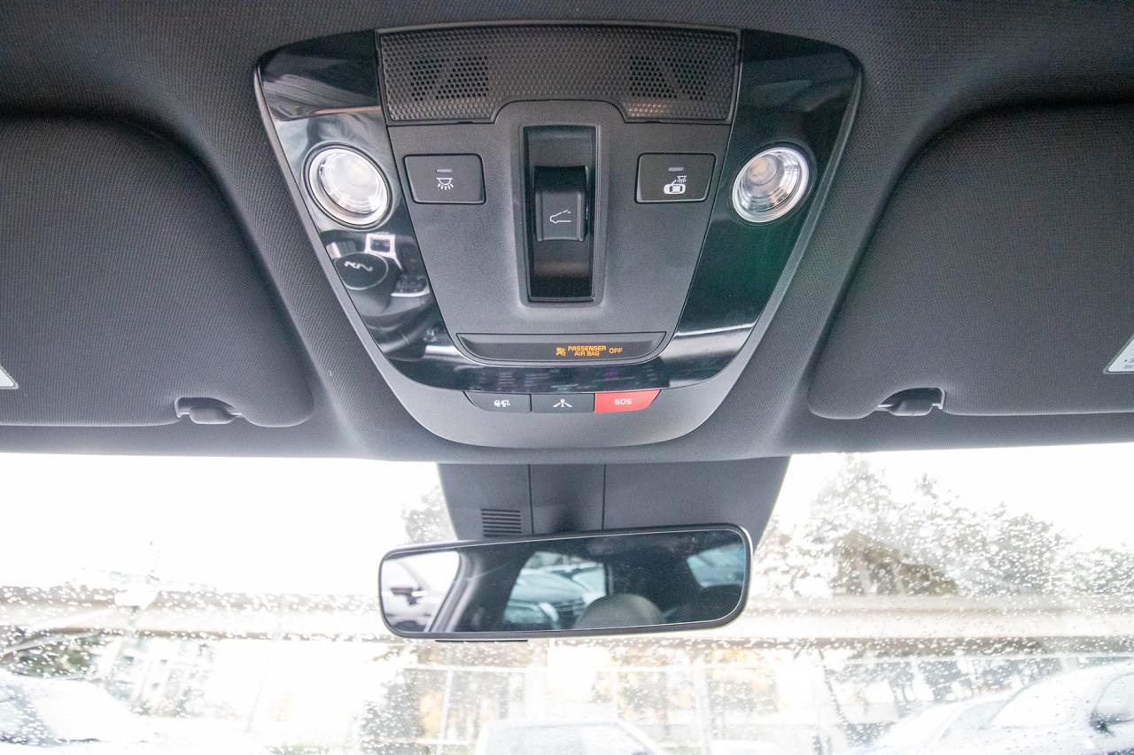 2023 Kia K5 GT Photo5