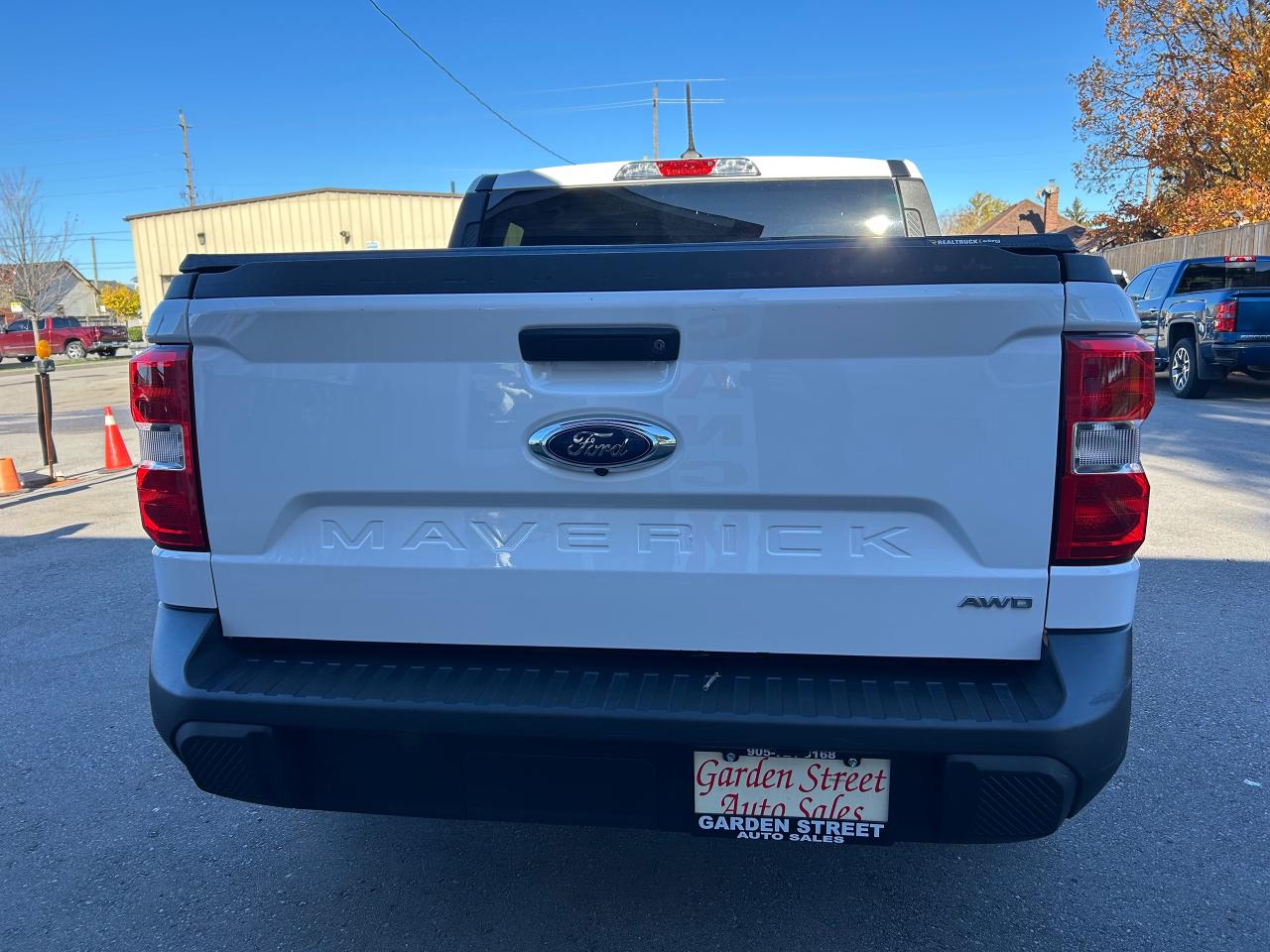 2023 Ford Maverick XLT Photo3