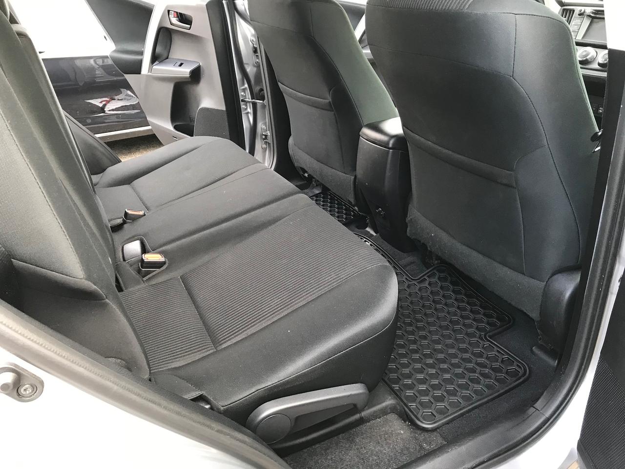 2016 Toyota RAV4  AWD  Photo