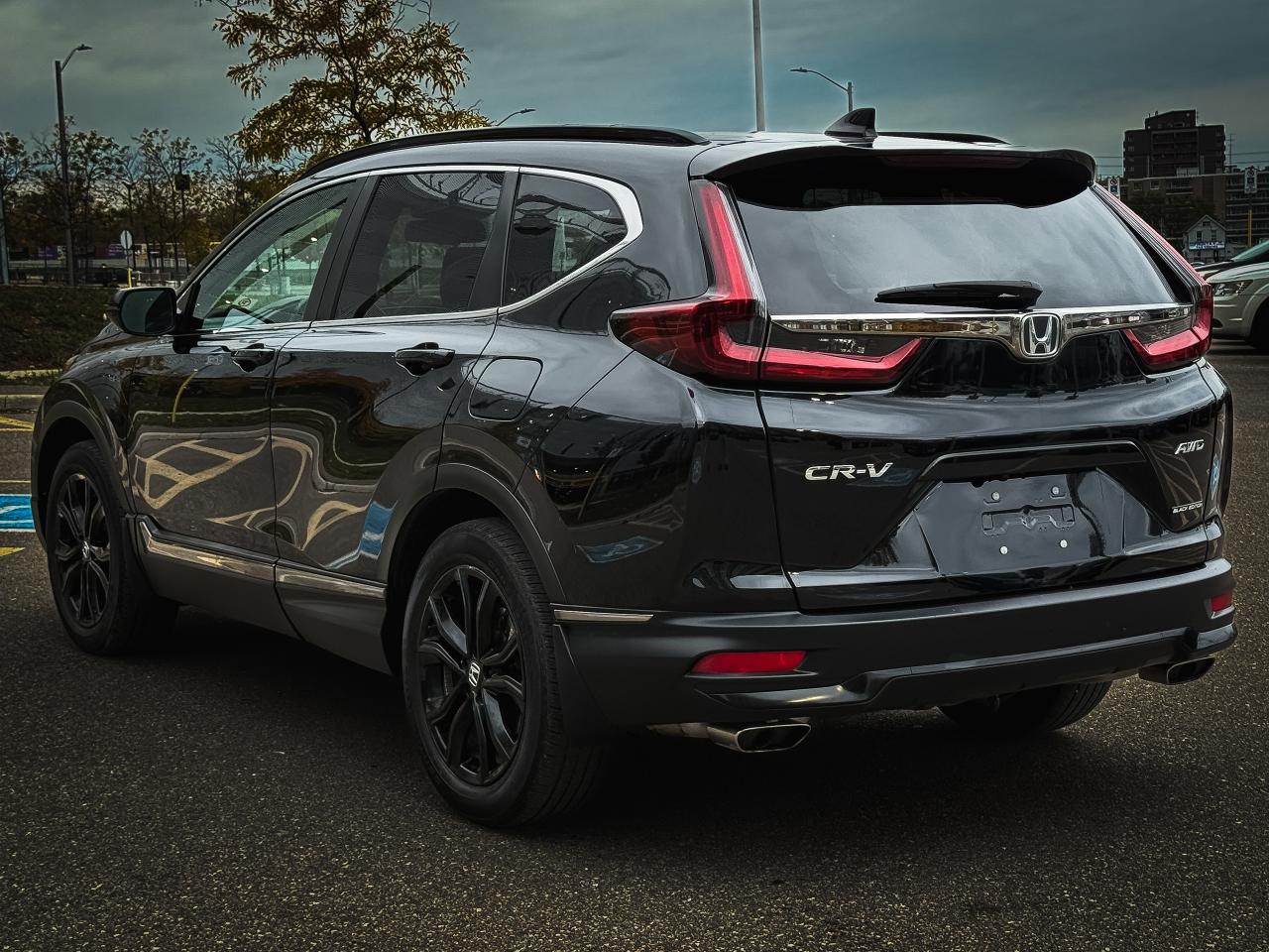 2022 Honda CR-V Black Edition | CLEAN CARFAX | NO ACCIDENT | - Photo #6