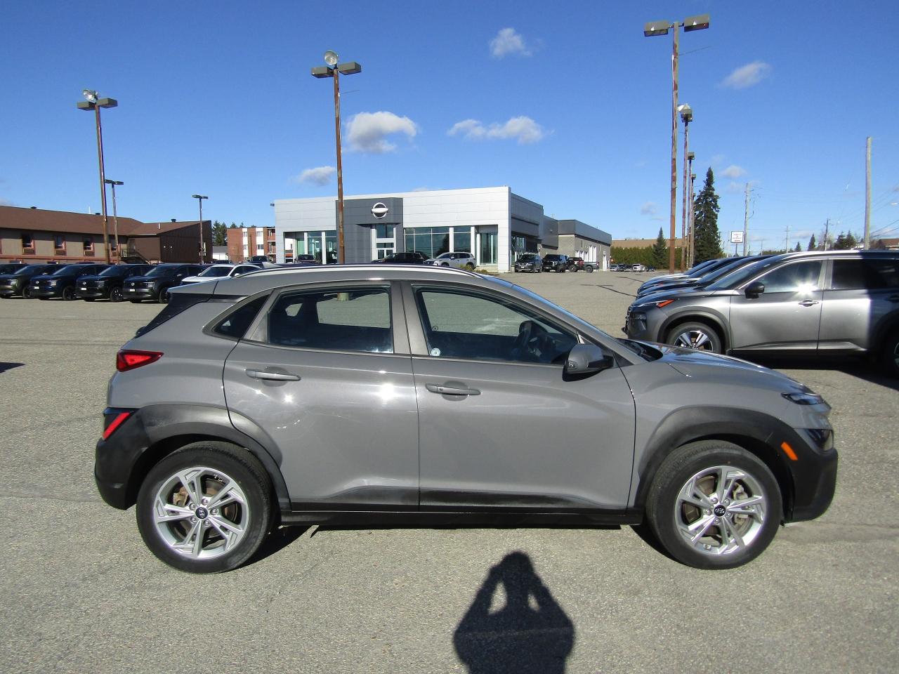 2023 Hyundai KONA Preferred Photo3