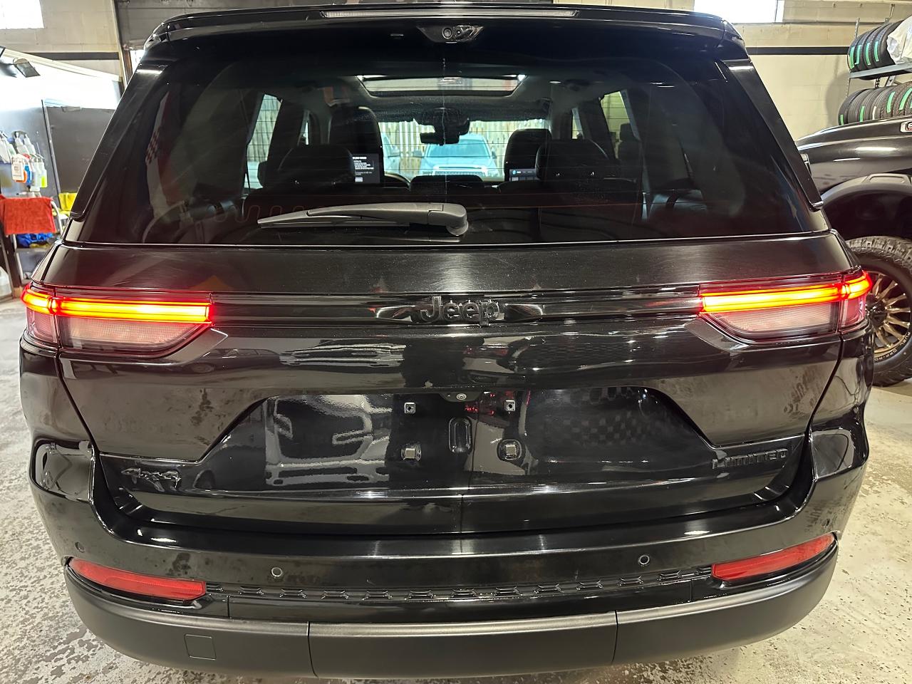 2023 Jeep Grand Cherokee LIMITED | REAR DVD | PANO SUNROOF | BLIND SPOT M - Photo #22