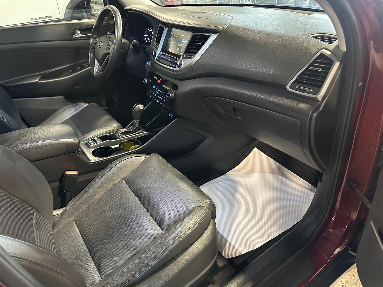 2017 Hyundai Tucson AWD 4dr 2.0L 4CYL LUXURY PKG | PANO SUNROOF - Photo #7