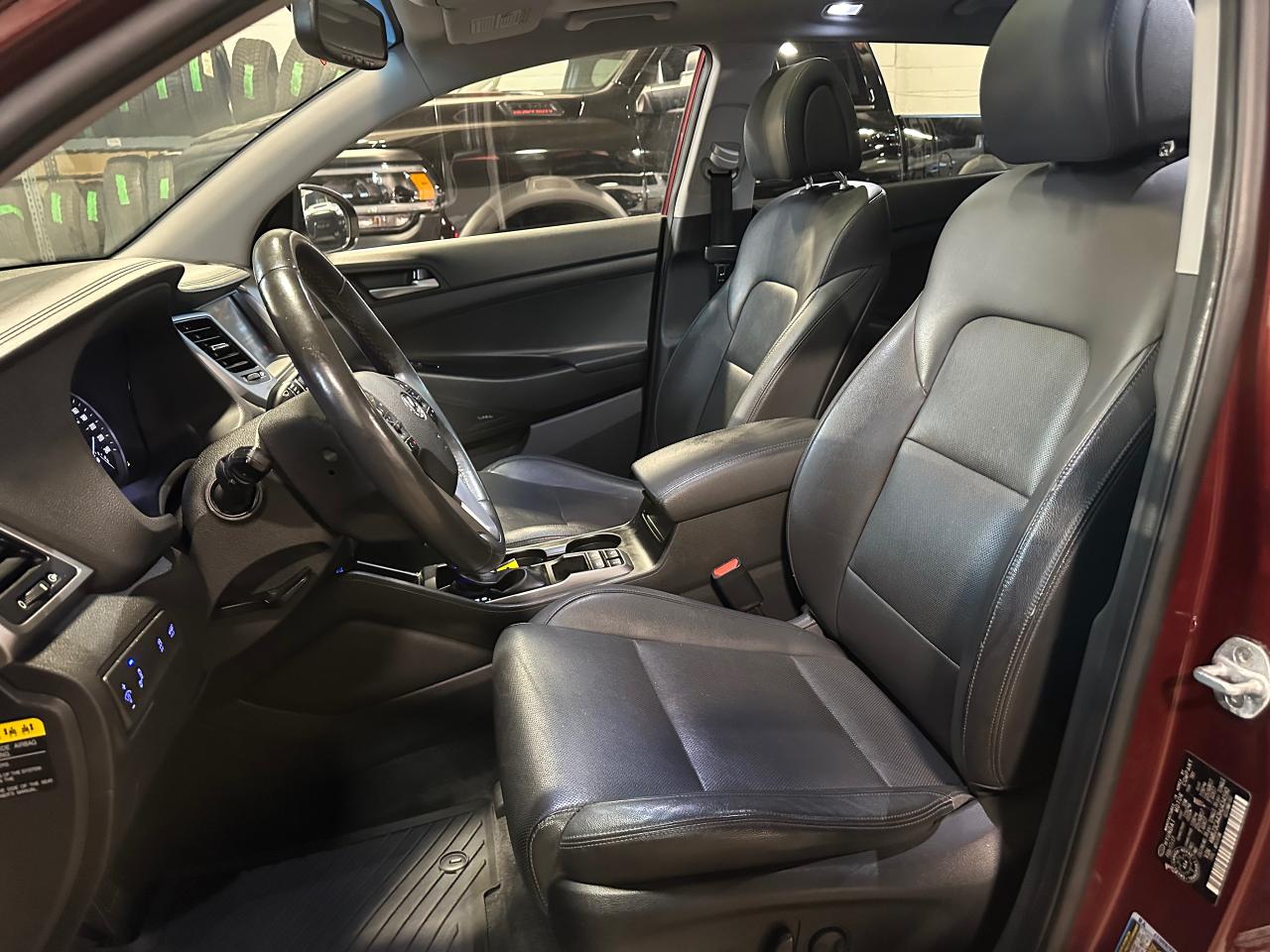 2017 Hyundai Tucson AWD 4dr 2.0L 4CYL LUXURY PKG | PANO SUNROOF - Photo #19