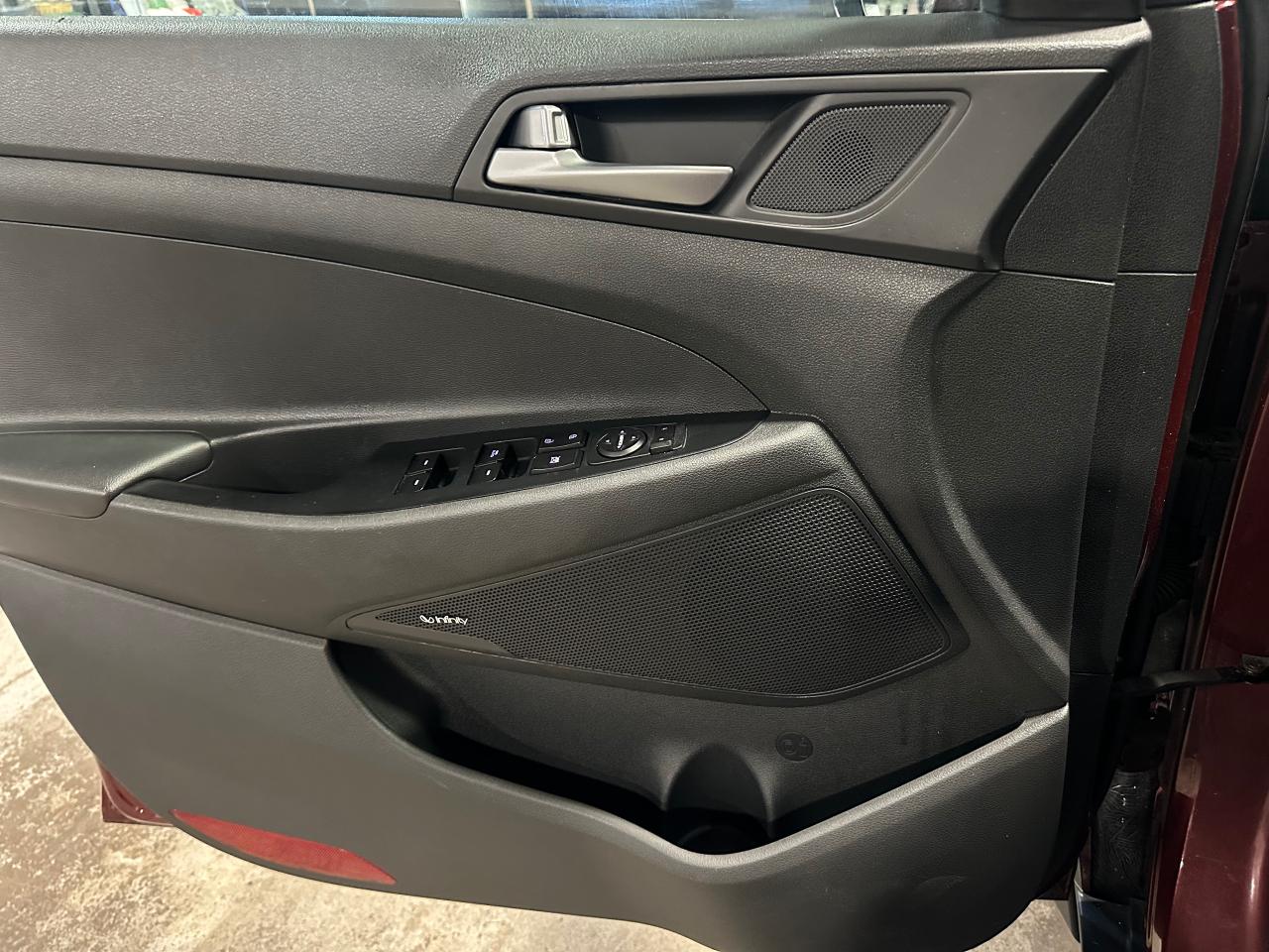 2017 Hyundai Tucson AWD 4dr 2.0L 4CYL LUXURY PKG | PANO SUNROOF - Photo #21