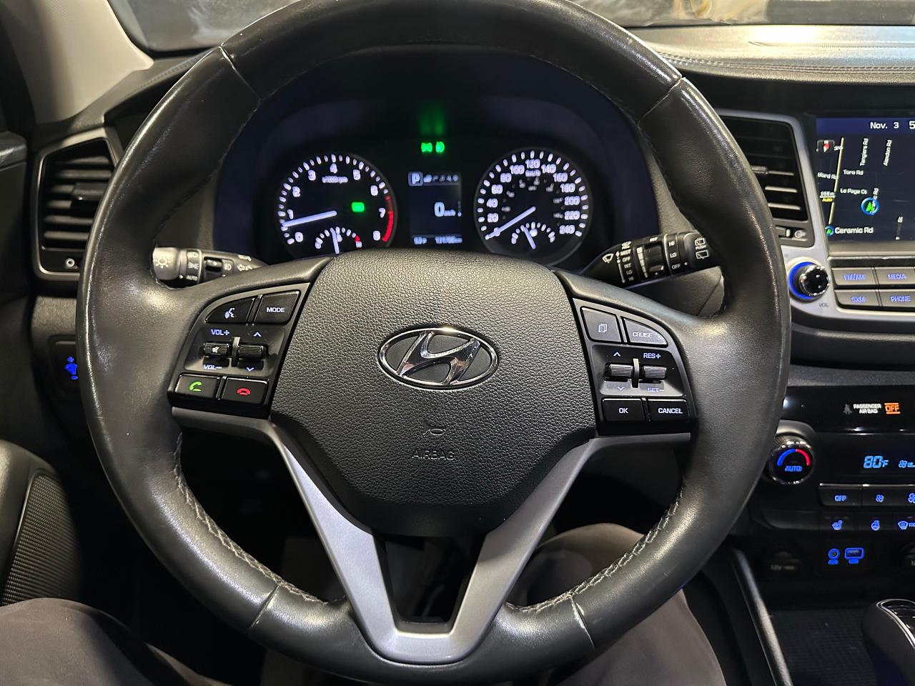 2017 Hyundai Tucson AWD 4dr 2.0L 4CYL LUXURY PKG | PANO SUNROOF - Photo #25