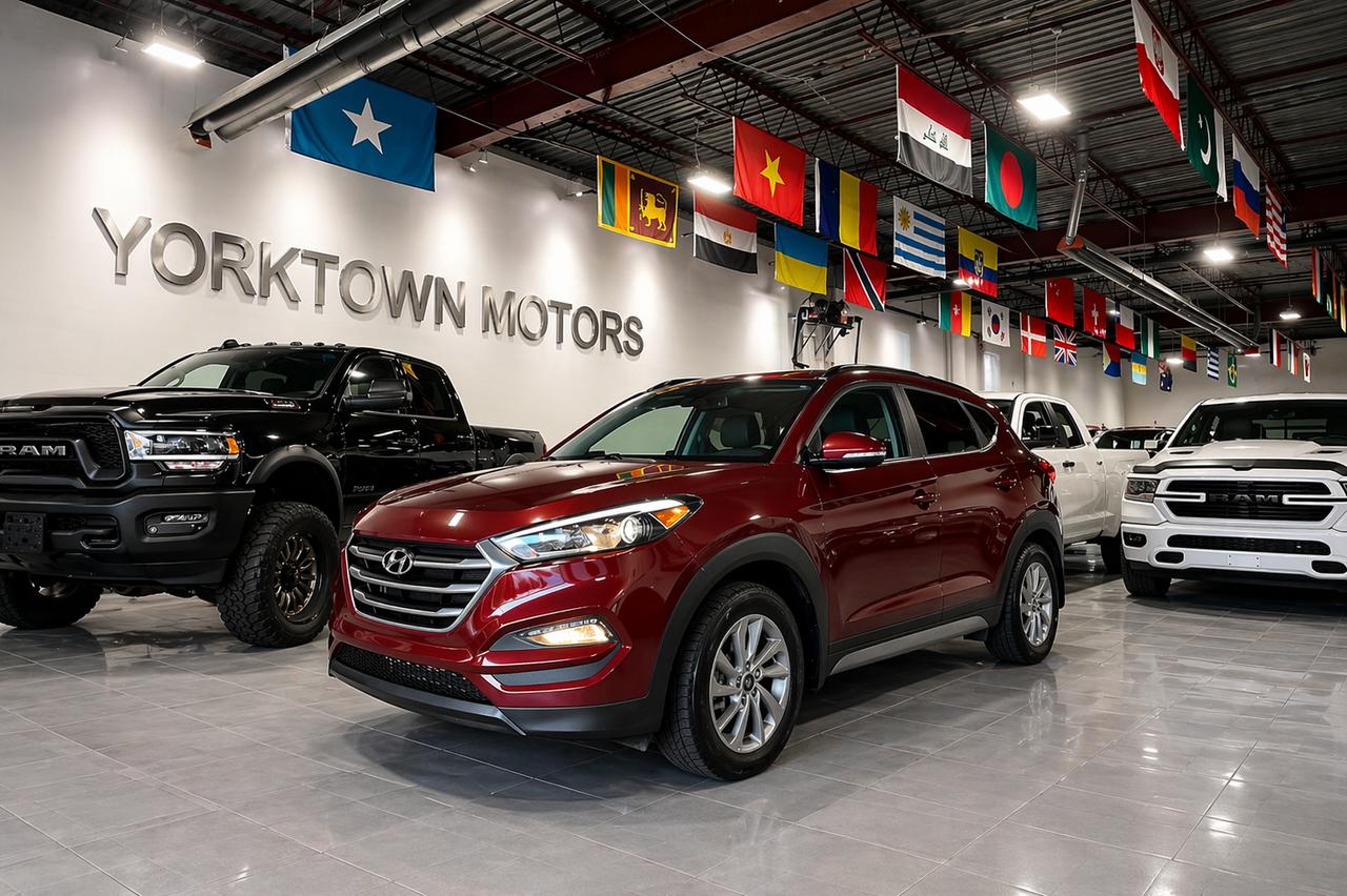 2017 Hyundai Tucson AWD 4dr 2.0L 4CYL LUXURY PKG | PANO SUNROOF Photo