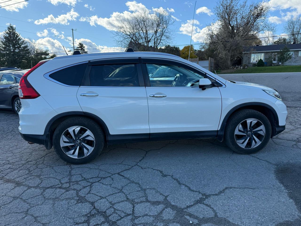 2015 Honda CR-V Touring - Photo #6