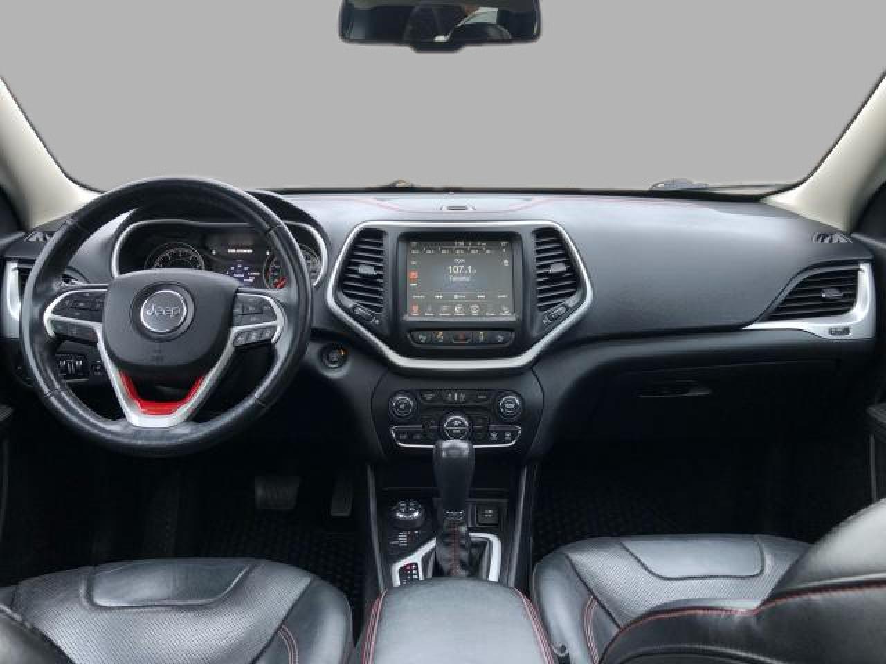 2015 Jeep Cherokee Trailhawk / NAV / B.CAM / PANO / C.SEATS / H.SEATS Photo29