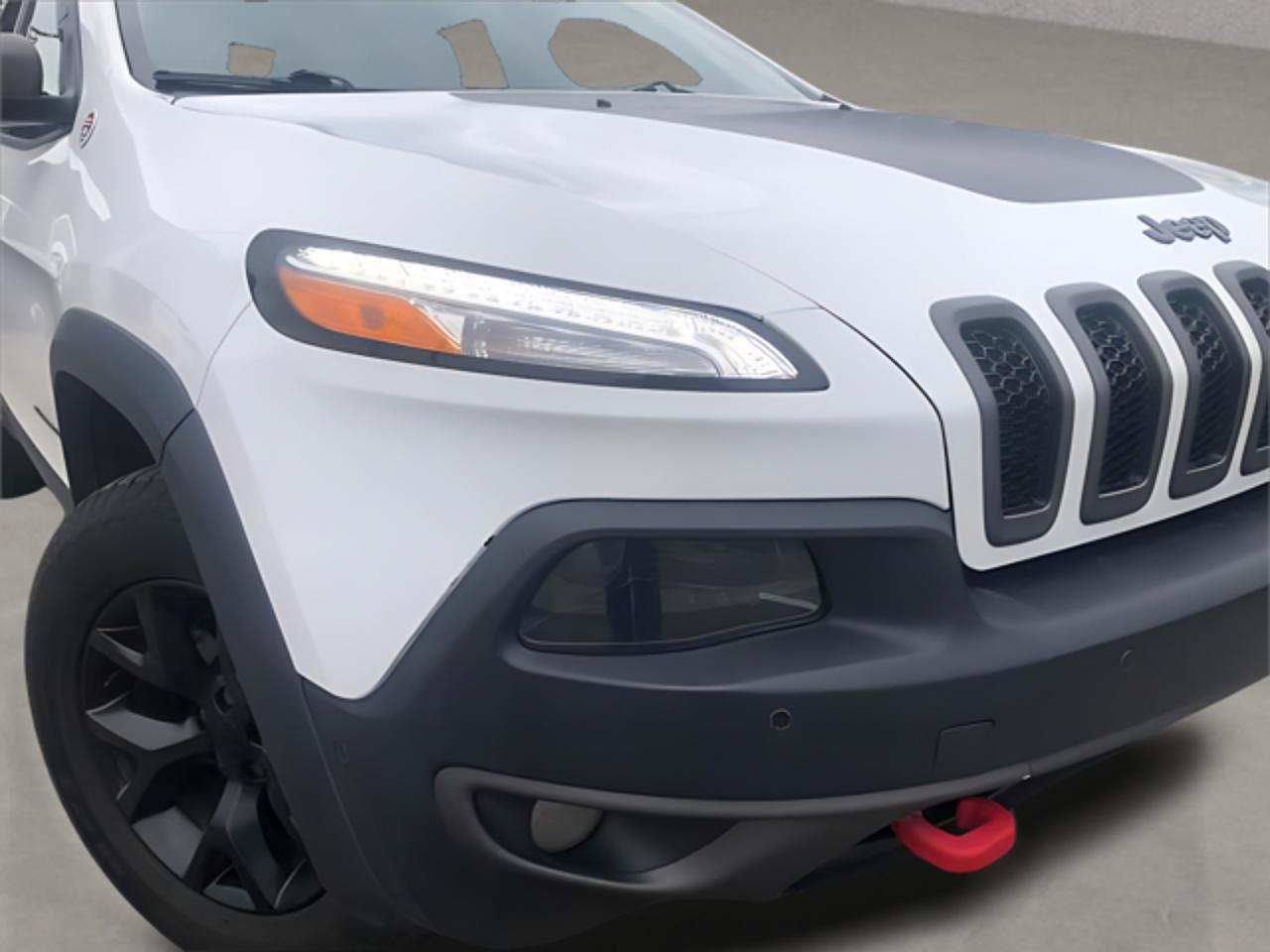 2015 Jeep Cherokee Trailhawk / NAV / B.CAM / PANO / C.SEATS / H.SEATS Photo21