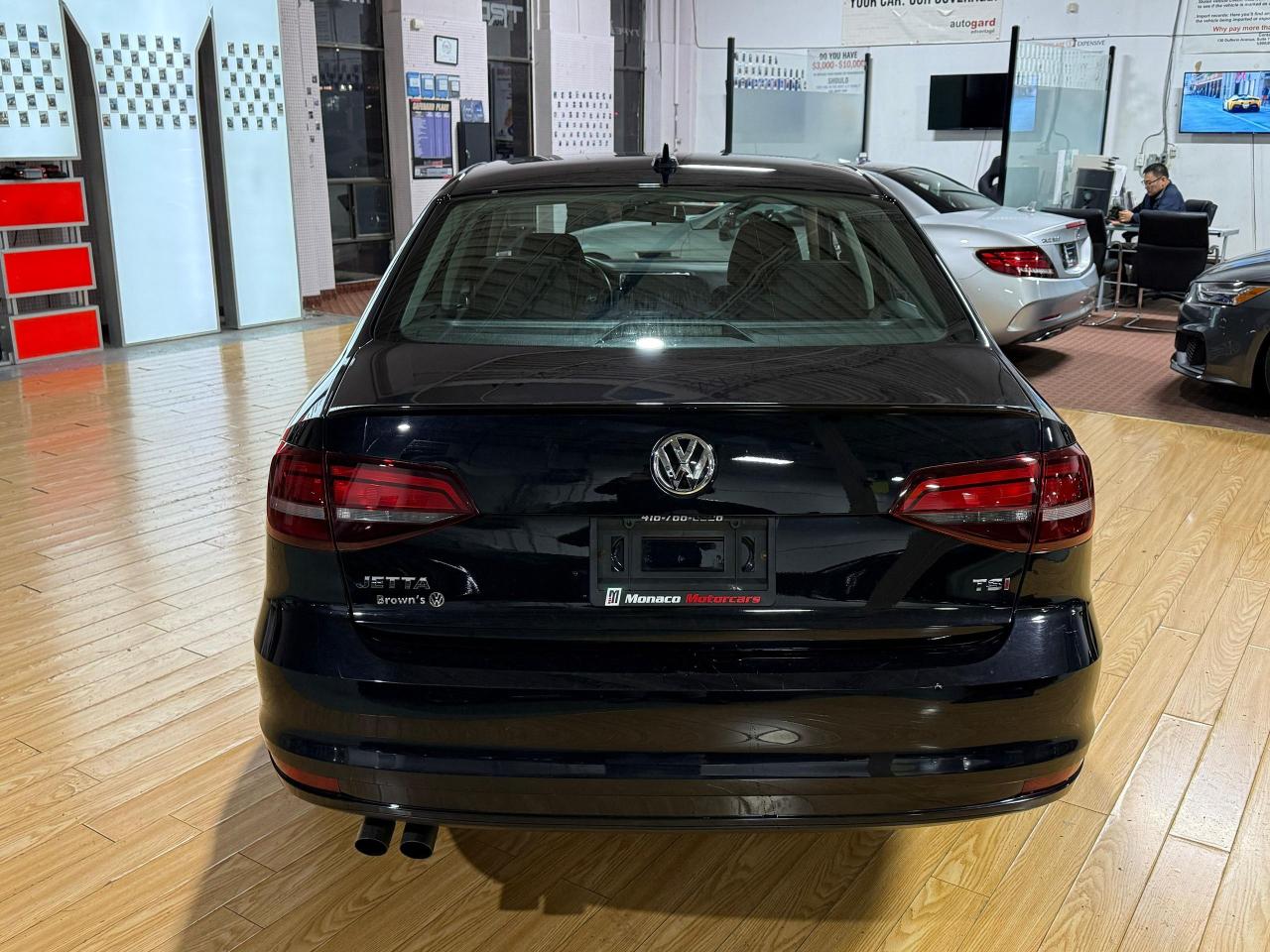 2017 Volkswagen Jetta Wolfsburg Edition - NOACCIDENTS|CARPLAY|SUNROOF - Photo #4