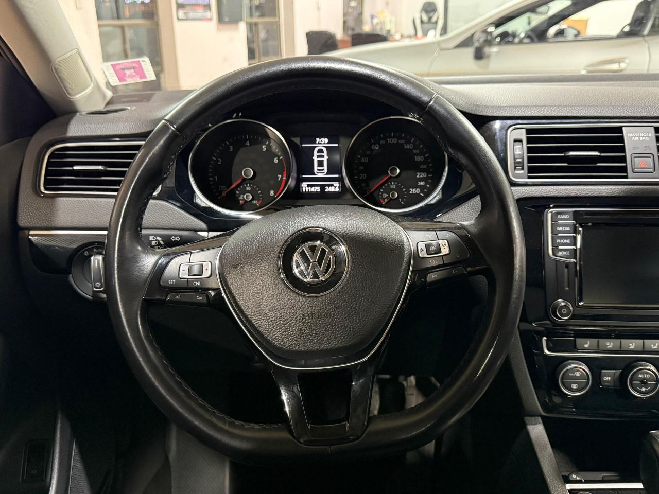 2017 Volkswagen Jetta Wolfsburg Edition - NOACCIDENTS|CARPLAY|SUNROOF - Photo #8