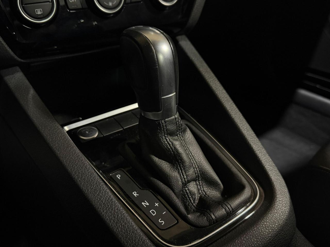 2017 Volkswagen Jetta Wolfsburg Edition - NOACCIDENTS|CARPLAY|SUNROOF - Photo #14