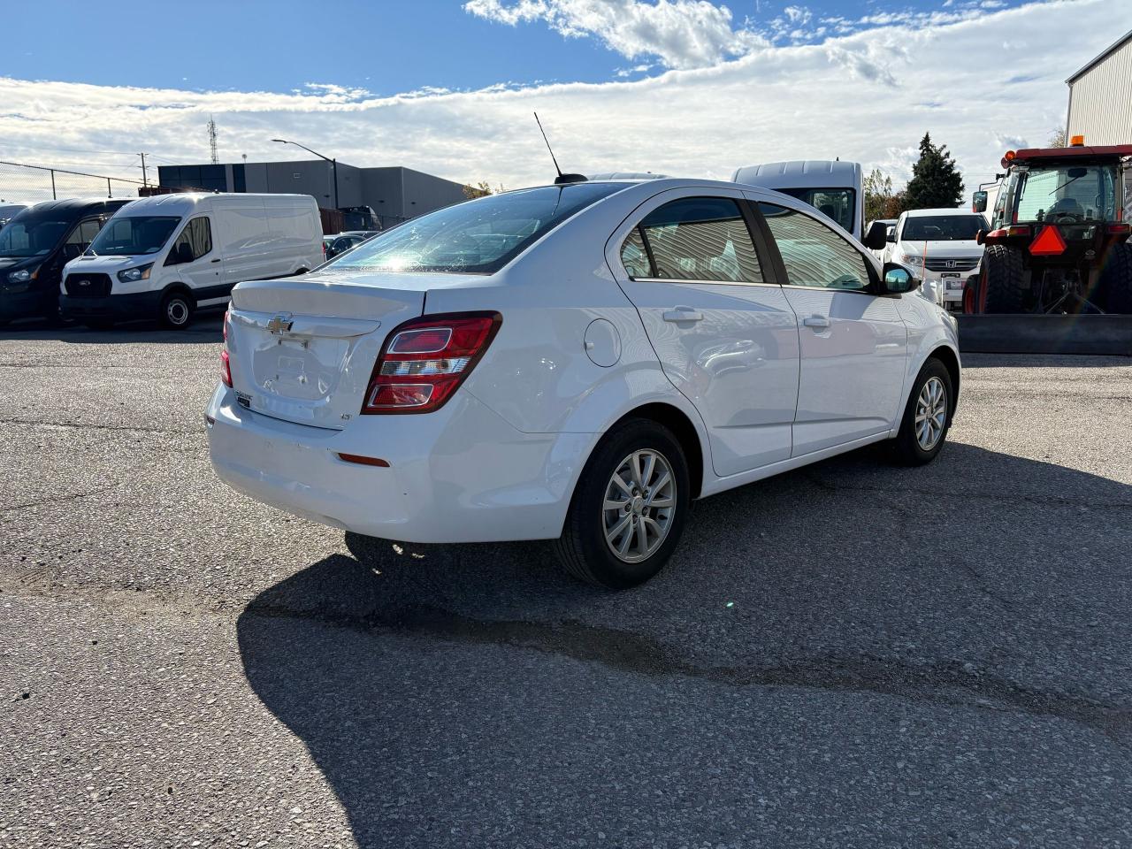 2018 Chevrolet Sonic LT - Photo #4