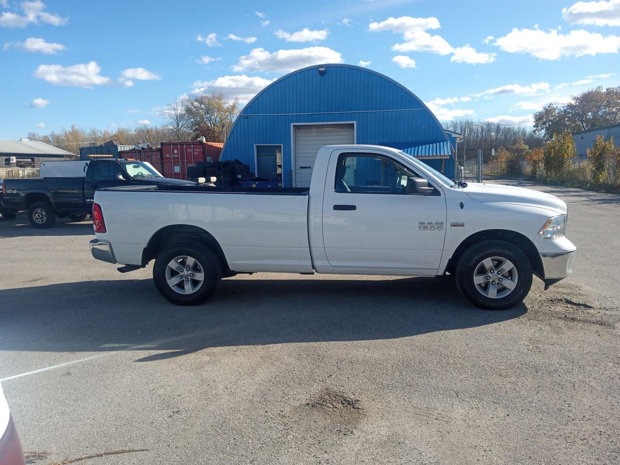 2019 RAM 1500 Classic ST - Photo #4