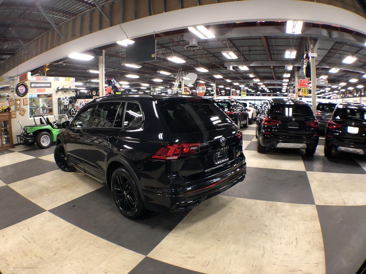 2022 Volkswagen Tiguan COMFORTLINE R-LINE B/EDITION AWD LEATHER PAN/ROOF Photo4