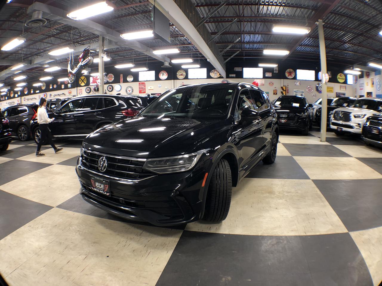 2022 Volkswagen Tiguan COMFORTLINE R-LINE B/EDITION AWD LEATHER PAN/ROOF Photo2