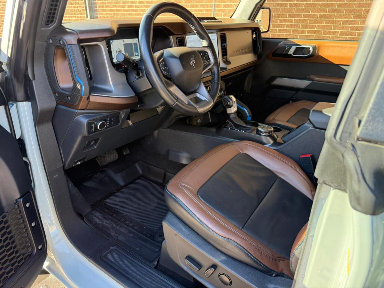 2022 Ford Bronco Outer Banks - Photo #10