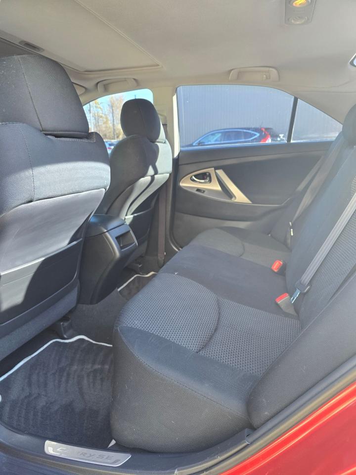 2010 Toyota Camry SE - Photo #10