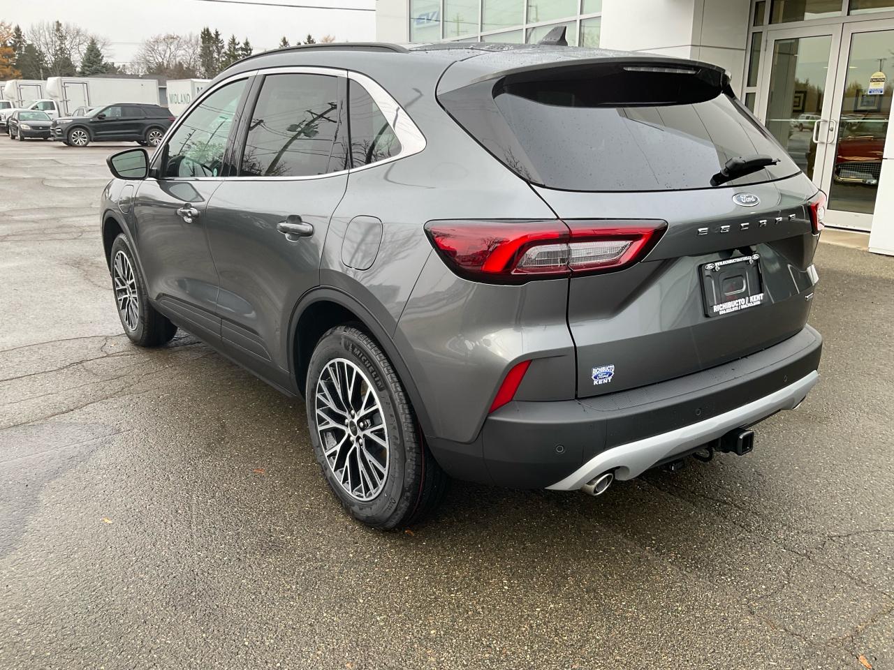 2026 Ford Escape PHEV Photo3