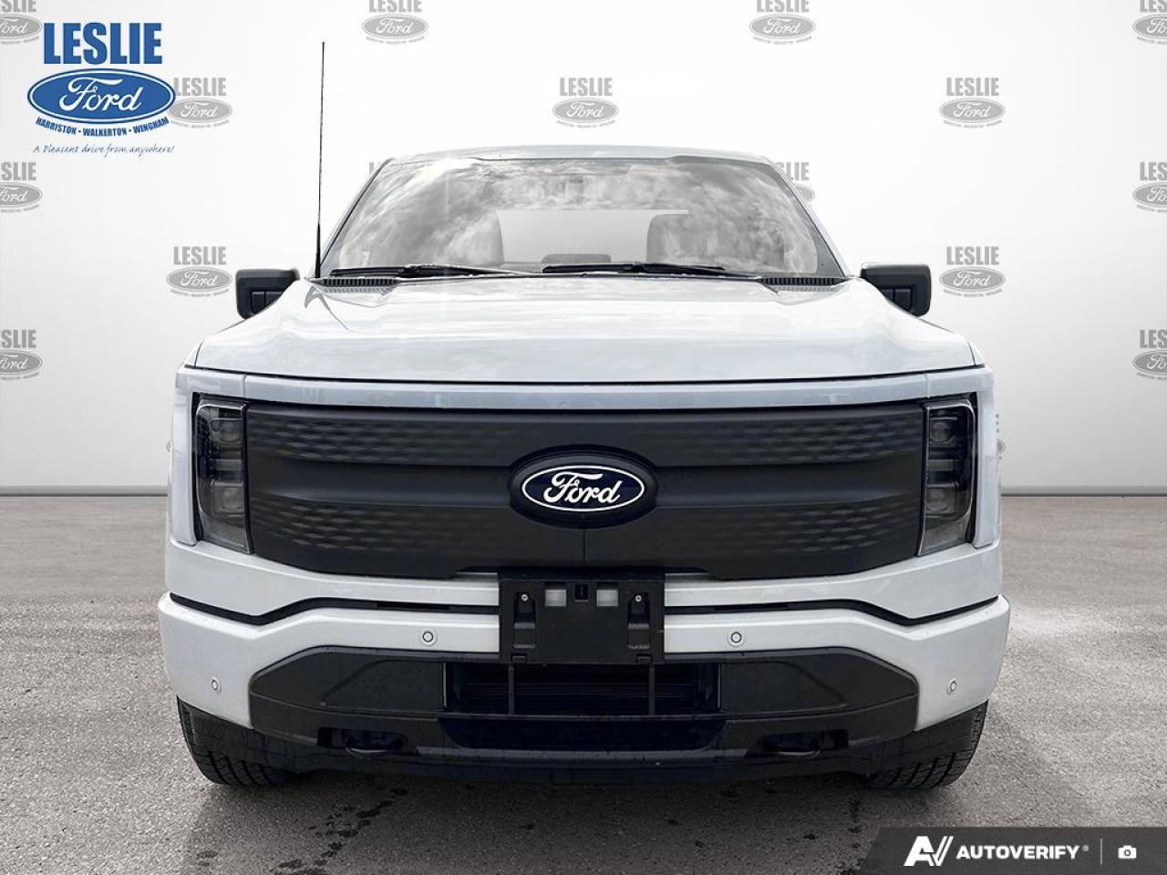 2025 Ford F-150 Lightning Flash Crew Cab 4x4 Photo1