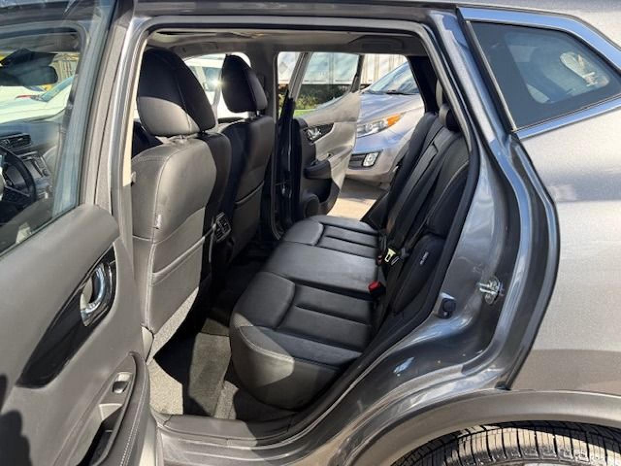 2023 Nissan Qashqai AWD SV CVT - Photo #5