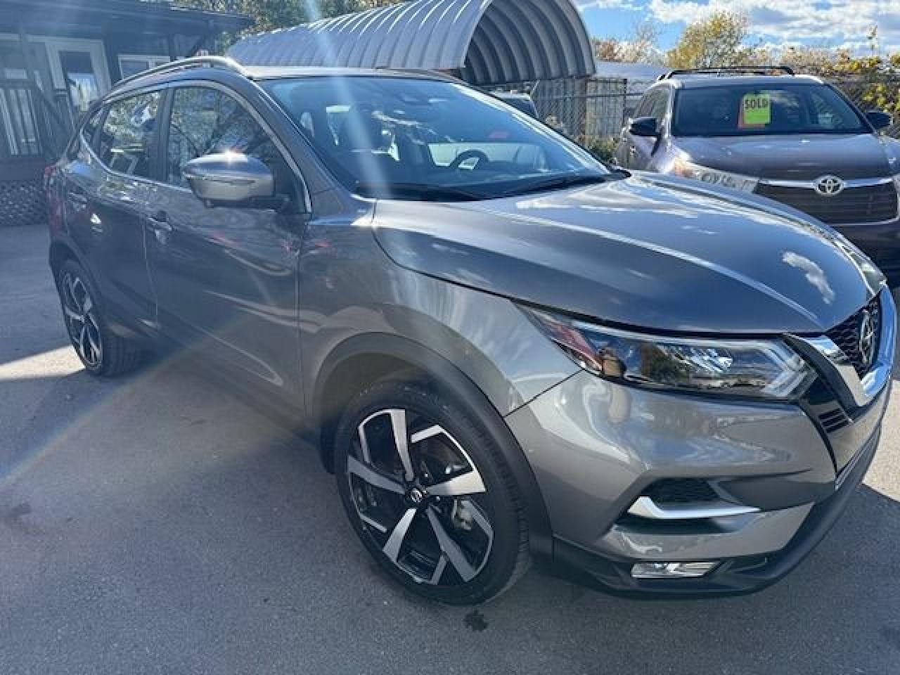 2023 Nissan Qashqai AWD SV CVT Photo2