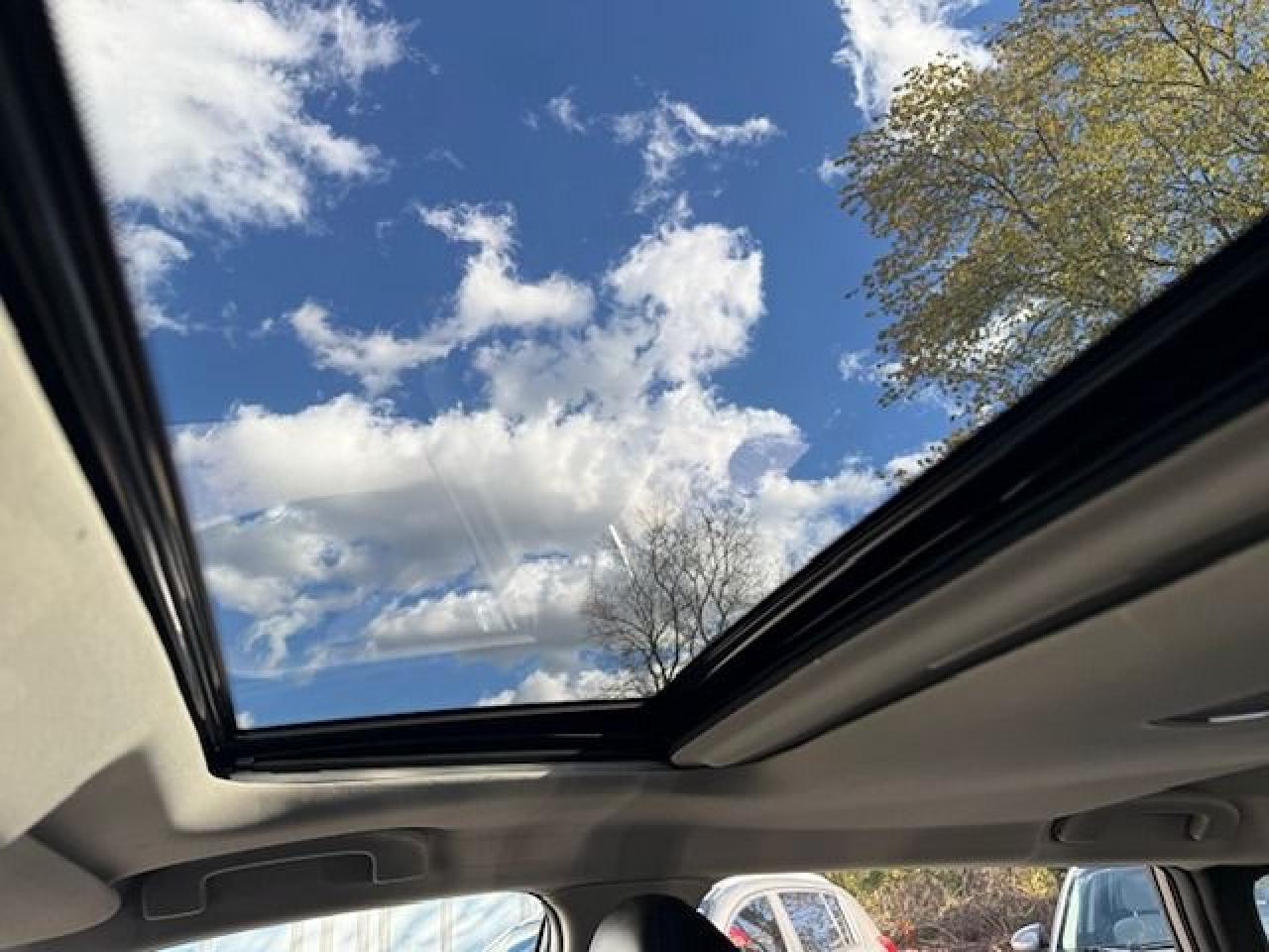 2023 Nissan Qashqai AWD SV CVT - Photo #9