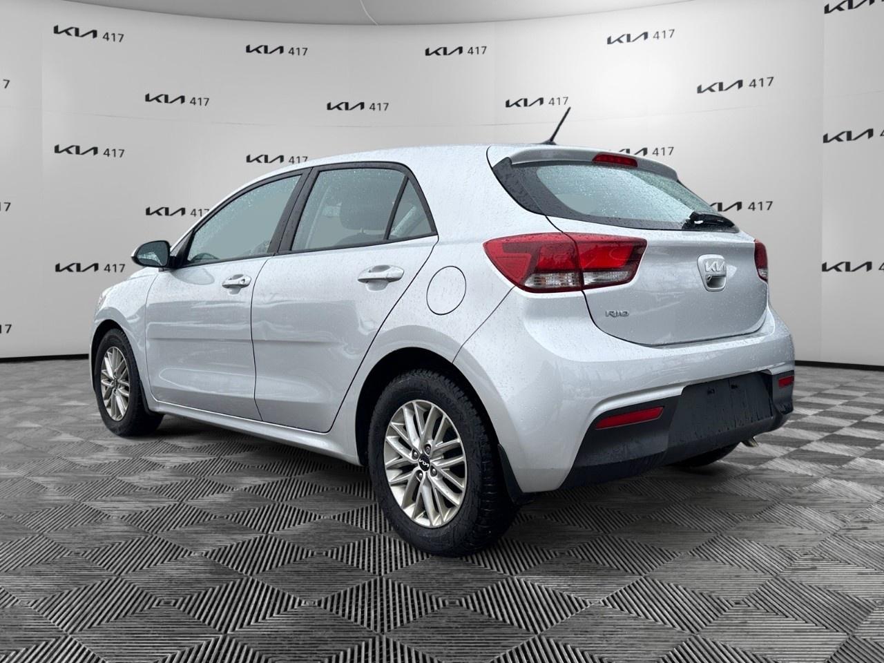 2023 Kia Rio 5-Door LX Premium IVT Photo2