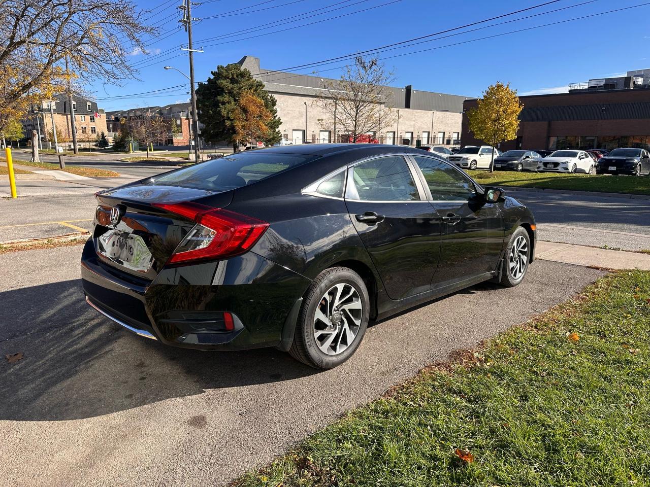 2019 Honda Civic EX - Photo #5