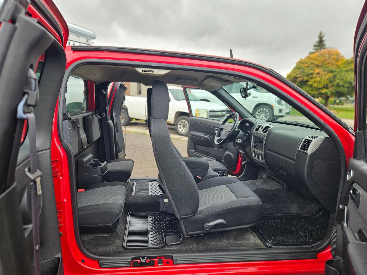 2011 GMC Canyon SLE w/1SA - Photo #11