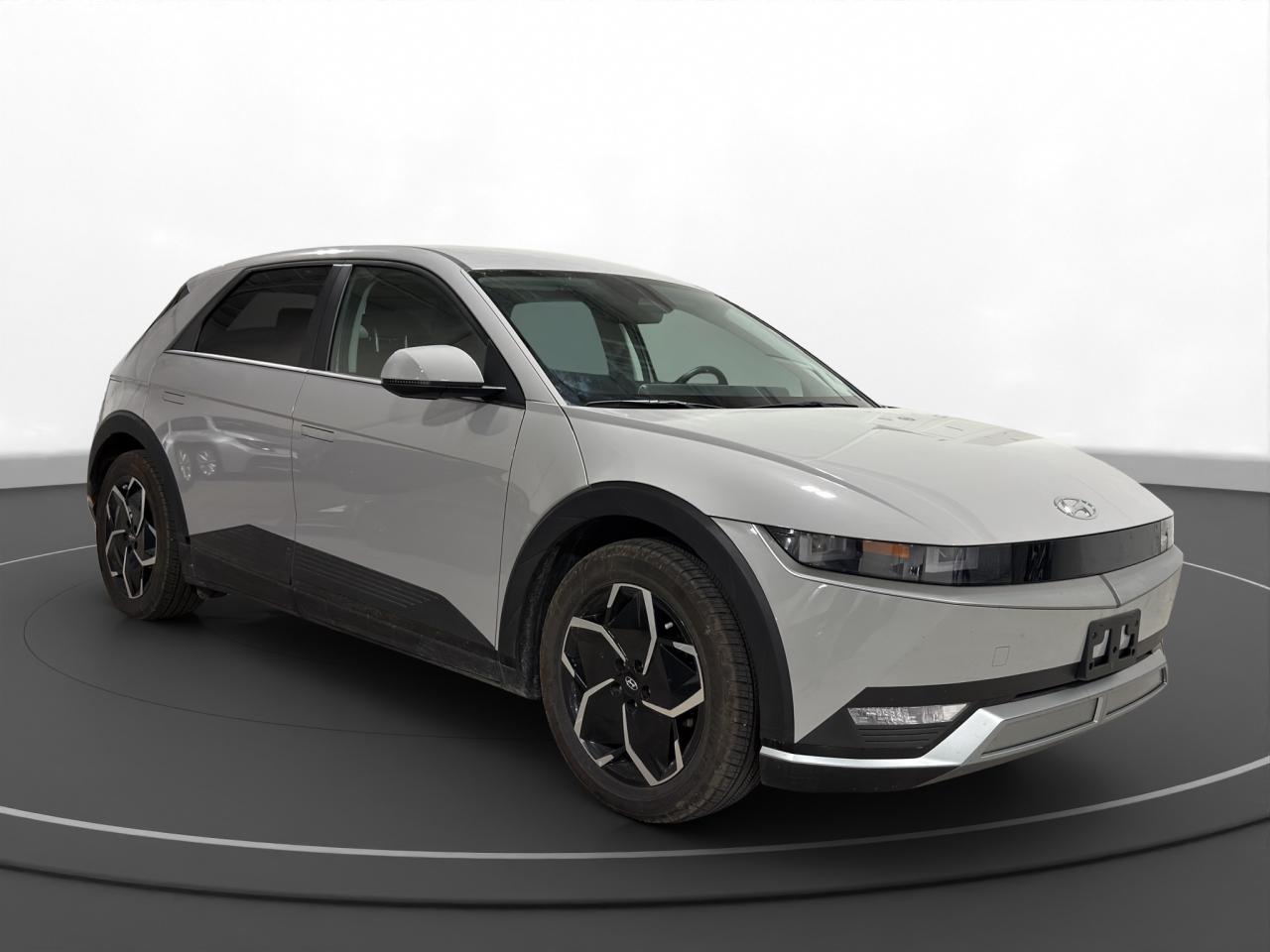 2023 Hyundai IONIQ 5 Preferred RWD Long Range Photo2