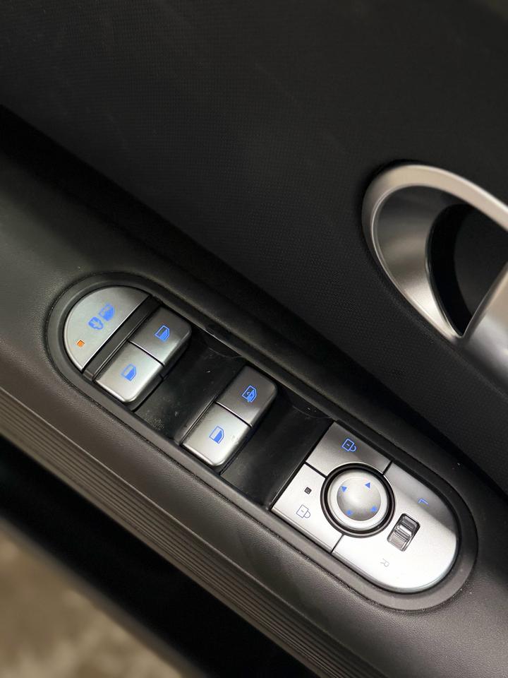 2023 Hyundai IONIQ 5 Preferred RWD Long Range Photo