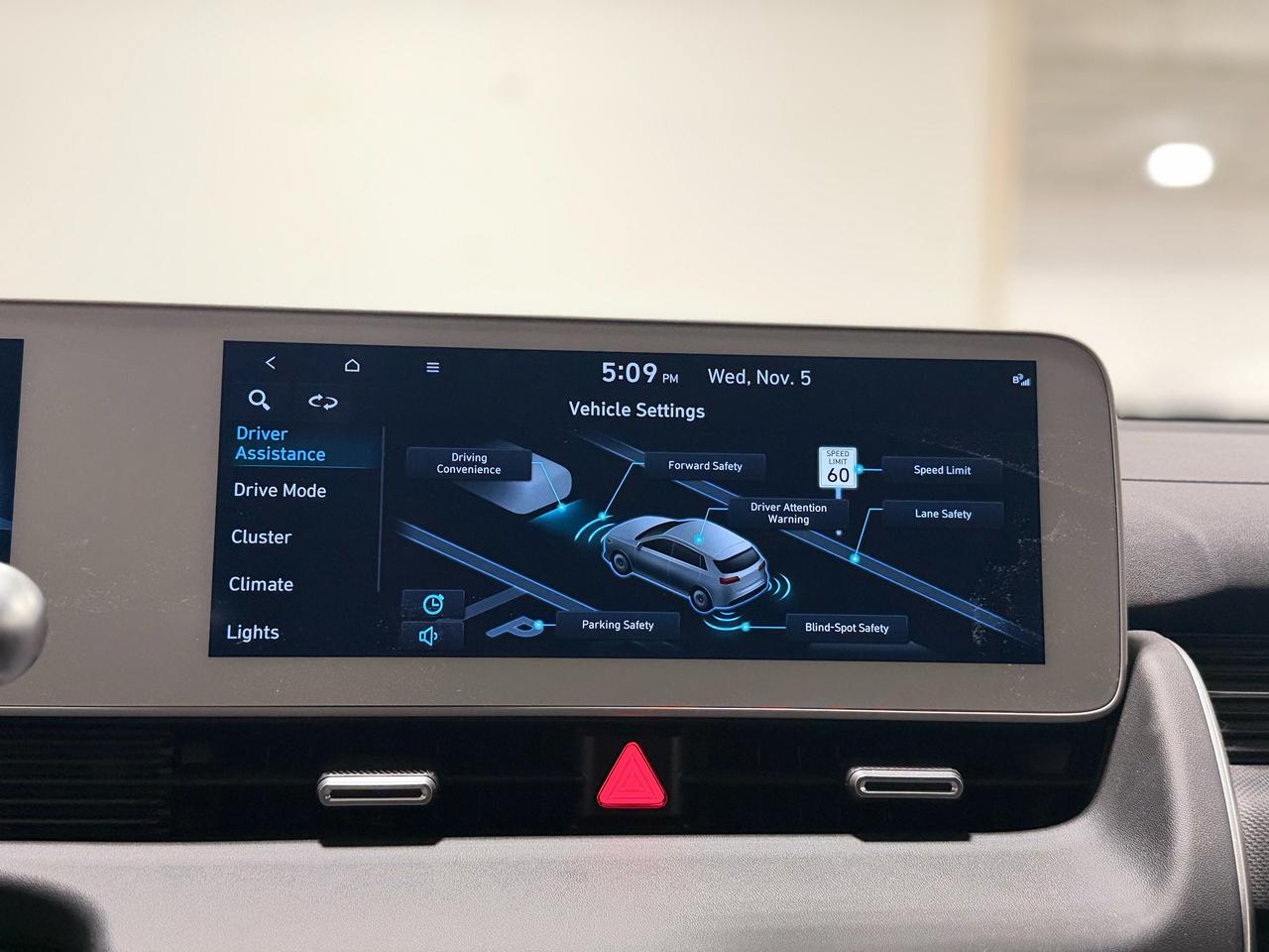 2023 Hyundai IONIQ 5 Preferred RWD Long Range Photo