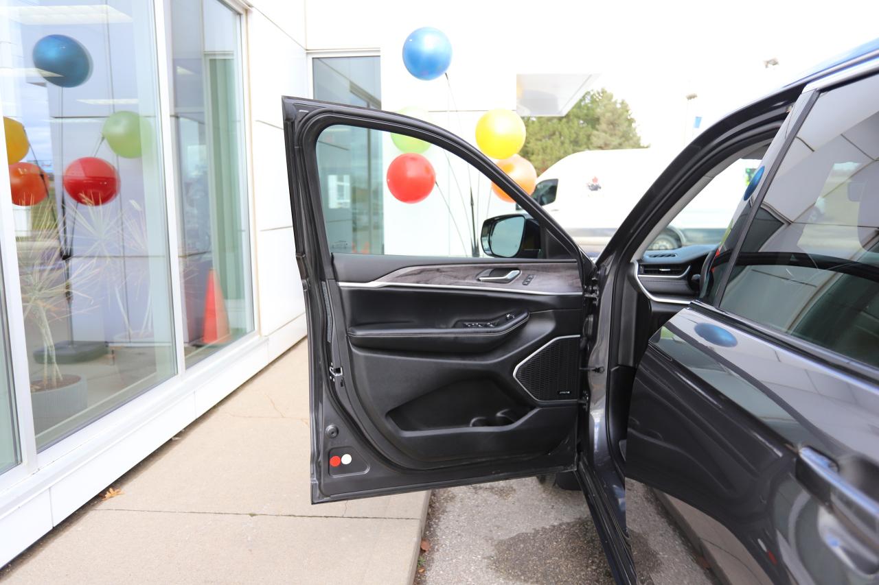 2022 Jeep Grand Cherokee LIMITED 4X4 Photo5