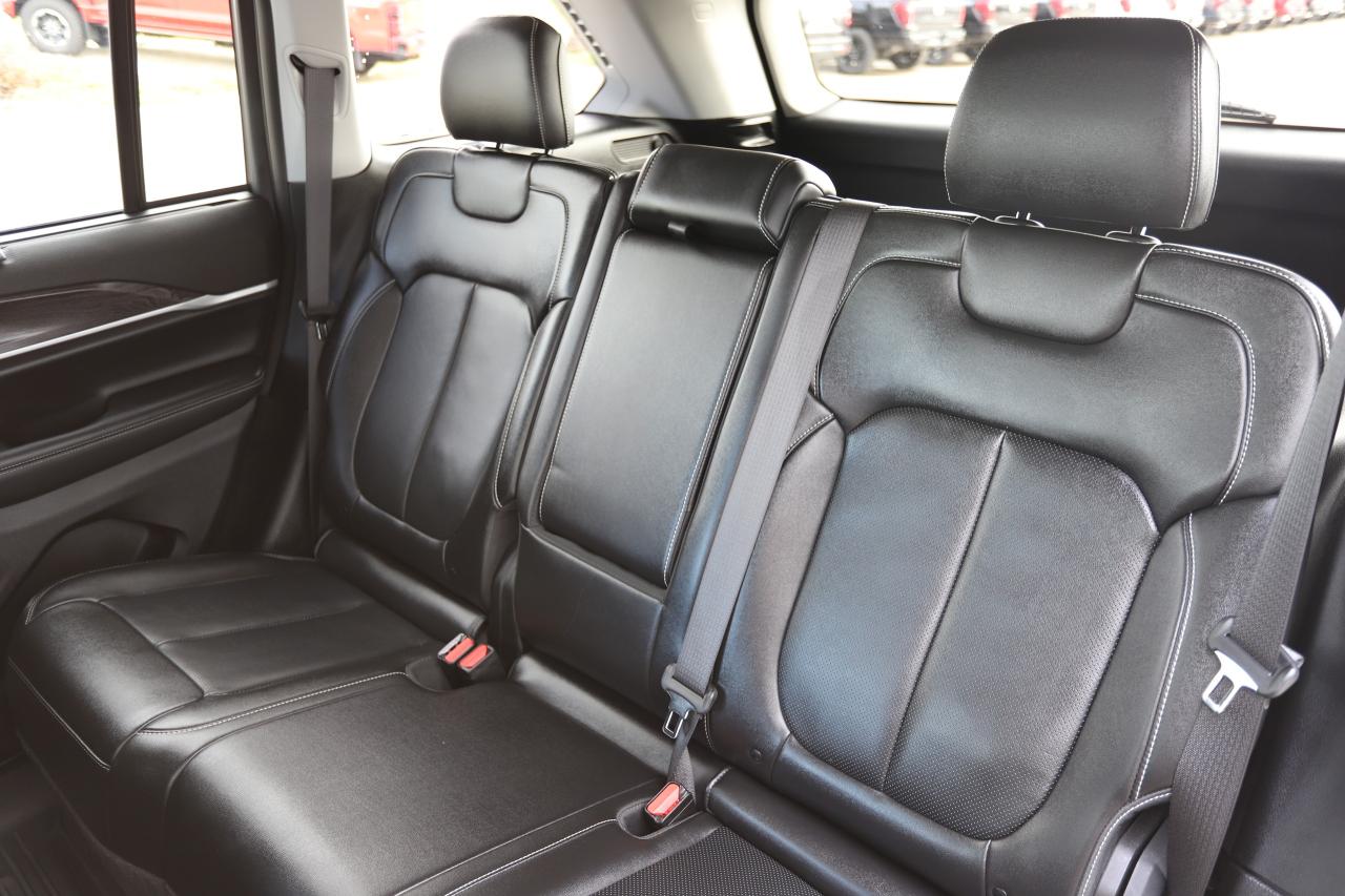 2022 Jeep Grand Cherokee LIMITED 4X4 Photo5